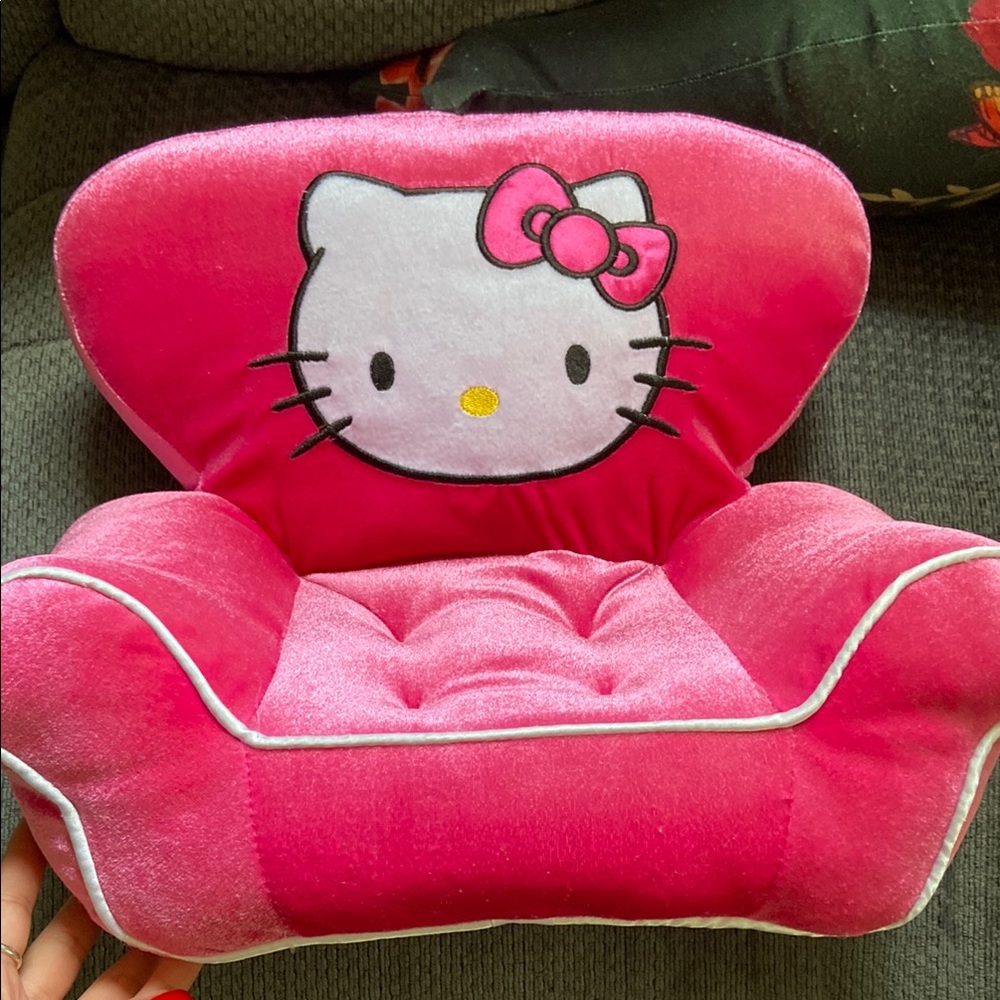 Hello Kitty Pink Kids Plush Chair